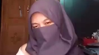 Viral lagi Dewi jilbab legend