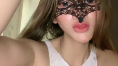 Viral! || Flou Host Cantik andaLan pascoL 2